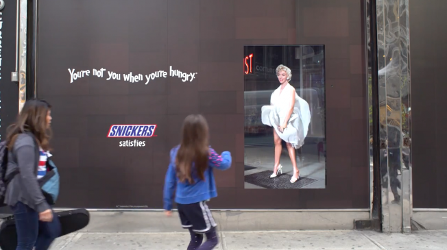 snickers-marilyn-ooh-hed-2016